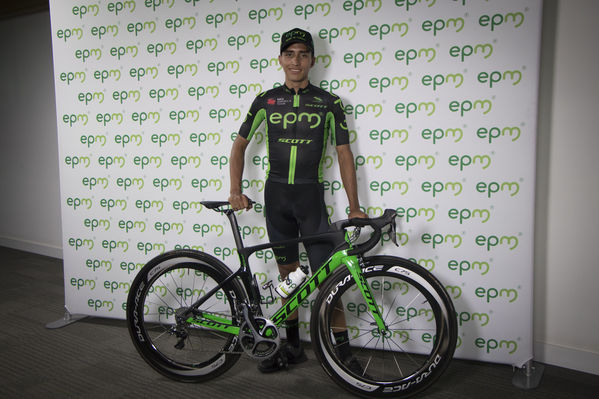 Presentación Equipo Ciclismo EPM 2018
Presentación del Equipo de Ciclismo EPM 2018
Fecha: Enero 31 de 2018
Para descargar esta fotografía en alta resolución, haga clic sobre la imagen hasta que la misma se despliegue en la pantalla completa; luego dé clic derecho y elija la opción "guardar imagen como". 
En caso de publicación por cualquier medio, solicitamos acompañarla del crédito: "Foto EPM"
Palabras clave: Presentación Equipo Ciclismo EPM 2018