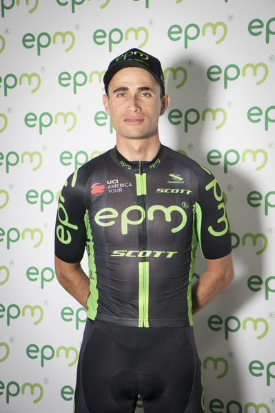 Presentación del Equipo de Ciclismo EPM 2018
Presentación del Equipo de Ciclismo EPM 2018
Fecha: Enero 31 de 2018
Para descargar esta fotografía en alta resolución, haga clic sobre la imagen hasta que la misma se despliegue en la pantalla completa; luego dé clic derecho y elija la opción "guardar imagen como". 
En caso de publicación por cualquier medio, solicitamos acompañarla del crédito: "Foto EPM"
Palabras clave: Presentación del Equipo de Ciclismo EPM 2018