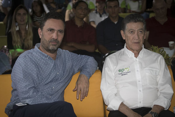 Presentación Equipo Ciclismo EPM 2018
Presentación del Equipo de Ciclismo EPM 2018
Fecha: Enero 31 de 2018
Para descargar esta fotografía en alta resolución, haga clic sobre la imagen hasta que la misma se despliegue en la pantalla completa; luego dé clic derecho y elija la opción "guardar imagen como". 
En caso de publicación por cualquier medio, solicitamos acompañarla del crédito: "Foto EPM"
Palabras clave: Presentación Equipo Ciclismo EPM 2018
