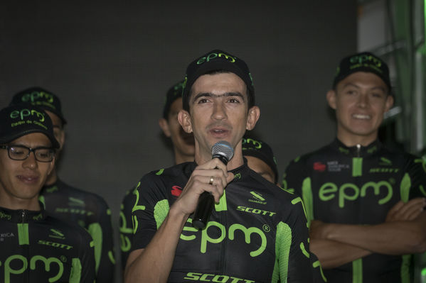 Presentación Equipo Ciclismo EPM 2018
Presentación del Equipo de Ciclismo EPM 2018
Fecha: Enero 31 de 2018
Para descargar esta fotografía en alta resolución, haga clic sobre la imagen hasta que la misma se despliegue en la pantalla completa; luego dé clic derecho y elija la opción "guardar imagen como". 
En caso de publicación por cualquier medio, solicitamos acompañarla del crédito: "Foto EPM"
Palabras clave: Presentación Equipo Ciclismo EPM 2018