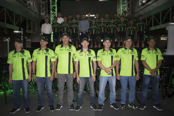 Presentación Equipo Ciclismo EPM 2018
Presentación del Equipo de Ciclismo EPM 2018
Fecha: Enero 31 de 2018
Para descargar esta fotografía en alta resolución, haga clic sobre la imagen hasta que la misma se despliegue en la pantalla completa; luego dé clic derecho y elija la opción "guardar imagen como". 
En caso de publicación por cualquier medio, solicitamos acompañarla del crédito: "Foto EPM"
Palabras clave: Presentación Equipo Ciclismo EPM 2018