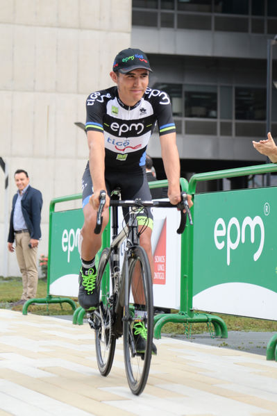 Presentación del Equipo de ciclismo EPM TigoUne 2016 
Presentación del Equipo de ciclismo EPM TigoUne 2016    
Fecha: Febrero 29 de 2016
Para descargar esta fotografía en alta resolución, haga clic sobre la imagen hasta que la misma se despliegue en la pantalla completa; luego dé clic derecho y elija la opción "guardar imagen como". 
En caso de publicación por cualquier medio, solicitamos acompañarla del crédito: "Foto EPM"
Palabras clave: Presentación Equipo ciclismo EPM TigoUne 2016