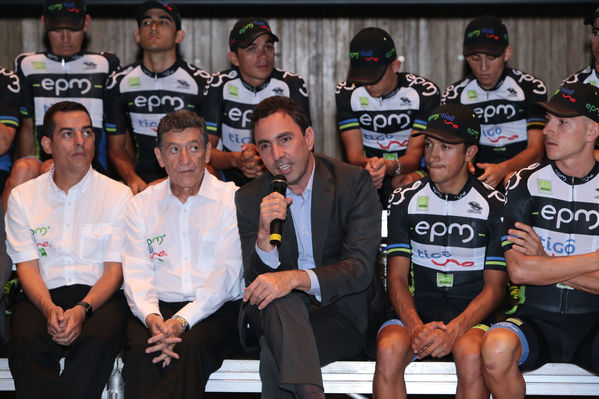 Presentación del Equipo de ciclismo EPM TigoUne 2016
Presentación del Equipo de ciclismo EPM TigoUne 2016    
Fecha: Febrero 29 de 2016
Para descargar esta fotografía en alta resolución, haga clic sobre la imagen hasta que la misma se despliegue en la pantalla completa; luego dé clic derecho y elija la opción "guardar imagen como". 
En caso de publicación por cualquier medio, solicitamos acompañarla del crédito: "Foto EPM"
Palabras clave: Presentación Equipo ciclismo EPM TigoUne 2016