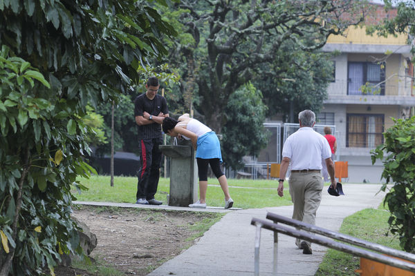 Fuentes de Vida
Fuentes de Vida
Fecha: Febrero 27 de 2014
Para descargar esta fotografía en alta resolución, haga clic sobre la imagen hasta que la misma se despliegue en la pantalla completa; luego dé clic derecho y elija la opción "guardar imagen como". 
En caso de publicación por cualquier medio, solicitamos acompañarla del crédito: "Foto EPM"


Palabras clave: Fuentes  Vida