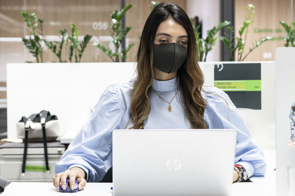 Oferta laboral EPM personas discapacidad 
Oferta laboral EPM personas en discapacidad. 
Fecha: Febrero 19 2020.
Para descargar esta fotografía en alta resolución, haga clic sobre la imagen hasta que la misma se despliegue en la pantalla completa; luego dé clic derecho y elija la opción "guardar imagen como". 
En caso de publicación por cualquier medio, solicitamos acompañarla del crédito: "Foto EPM"
Palabras clave: Oferta laboral EPM personas discapacidad