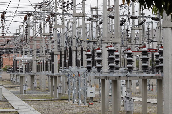 Sistema controlado conducción Energía 
Sistema controlado conducción Energía.
Fecha: Febrero 26 2021.
Para descargar esta fotografía en alta resolución, haga clic sobre la imagen hasta que la misma se despliegue en la pantalla completa; luego dé clic derecho y elija la opción "guardar imagen como". 
En caso de publicación por cualquier medio, solicitamos acompañarla del crédito: "Foto EPM"
Palabras clave: Sistema controlado conducción Energía