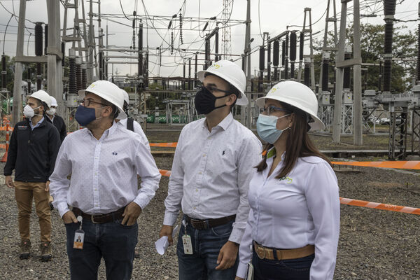 Sistema controlado conducción Energía 
Sistema controlado conducción Energía.
Fecha: Febrero 26 2021.
Para descargar esta fotografía en alta resolución, haga clic sobre la imagen hasta que la misma se despliegue en la pantalla completa; luego dé clic derecho y elija la opción "guardar imagen como". 
En caso de publicación por cualquier medio, solicitamos acompañarla del crédito: "Foto EPM"
Palabras clave: Sistema controlado conducción Energía