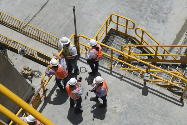 Visita Concejales de Medellin a Obra Hidroeléctrica Ituango
Visita Concejales de Medellin a Obra Hidroeléctrica Ituango
Fecha: Julio 10 2018.
Para descargar esta fotografía en alta resolución, haga clic sobre la imagen hasta que la misma se despliegue en la pantalla completa; luego dé clic derecho y elija la opción "guardar imagen como". 
En caso de publicación por cualquier medio, solicitamos acompañarla del crédito: "Foto EPM"
Palabras clave: Visita Concejales de Medellin a Obra Hidroeléctrica Ituango