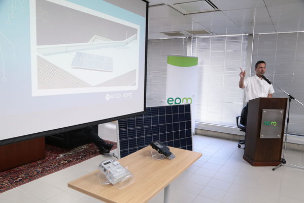 Rueda de prensa - Solución Integral Solar
Rueda de prensa - Solución Integral Solar
Fecha: Julio 10 de 2019. 
Para descargar esta fotografía en alta resolución, haga clic sobre la imagen hasta que la misma se despliegue en la pantalla completa; luego dé clic derecho y elija la opción "guardar imagen como". 
En caso de publicación por cualquier medio, solicitamos acompañarla del crédito: "Foto EPM"
Palabras clave: Rueda de prensa - Solución Integral Solar