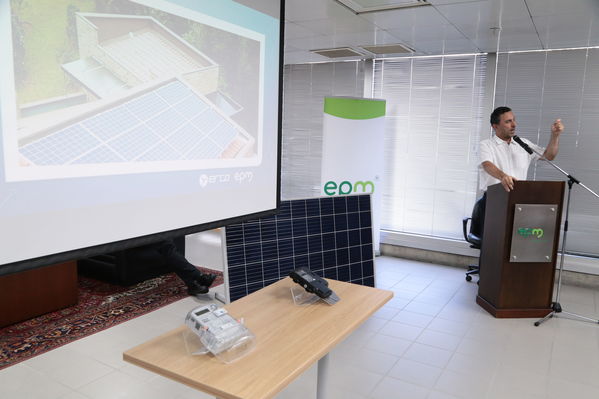 Rueda de prensa - Solución Integral Solar
Rueda de prensa - Solución Integral Solar
Fecha: Julio 10 de 2019. 
Para descargar esta fotografía en alta resolución, haga clic sobre la imagen hasta que la misma se despliegue en la pantalla completa; luego dé clic derecho y elija la opción "guardar imagen como". 
En caso de publicación por cualquier medio, solicitamos acompañarla del crédito: "Foto EPM"
Palabras clave: Rueda de prensa - Solución Integral Solar
