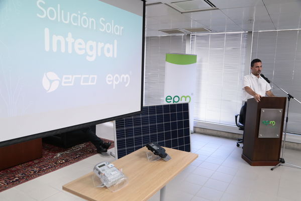 Rueda de prensa - Solución Integral Solar
Rueda de prensa - Solución Integral Solar
Fecha: Julio 10 de 2019. 
Para descargar esta fotografía en alta resolución, haga clic sobre la imagen hasta que la misma se despliegue en la pantalla completa; luego dé clic derecho y elija la opción "guardar imagen como". 
En caso de publicación por cualquier medio, solicitamos acompañarla del crédito: "Foto EPM"
Palabras clave: Rueda de prensa - Solución Integral Solar