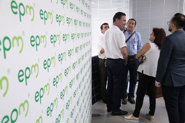 Rueda de prensa - Solución Integral Solar
Rueda de prensa - Solución Integral Solar
Fecha: Julio 10 de 2019. 
Para descargar esta fotografía en alta resolución, haga clic sobre la imagen hasta que la misma se despliegue en la pantalla completa; luego dé clic derecho y elija la opción "guardar imagen como". 
En caso de publicación por cualquier medio, solicitamos acompañarla del crédito: "Foto EPM"
Palabras clave: Rueda  prensa  Solución Integral Solar