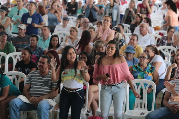 Día de la Familia EPM 2017
Día de la Familia EPM 2017
Fecha: Julio 15 de 2017
Para descargar esta fotografía en alta resolución, haga clic sobre la imagen hasta que la misma se despliegue en la pantalla completa; luego dé clic derecho y elija la opción "guardar imagen como". 
En caso de publicación por cualquier medio, solicitamos acompañarla del crédito: "Foto EPM"
Palabras clave: Día Familia EPM 2017