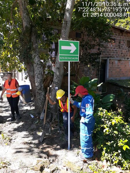 Gestión del riesgo proyecto hidroeléctrico Ituango
Gestión del riesgo proyecto hidroeléctrico Ituango.
Fecha: 15 Julio 2020.
Para descargar esta fotografía en alta resolución, haga clic sobre la imagen hasta que la misma se despliegue en la pantalla completa; luego dé clic derecho y elija la opción "guardar imagen como". 
En caso de publicación por cualquier medio, solicitamos acompañarla del crédito: "Foto EPM"
Palabras clave: Gestión riesgo proyecto hidroeléctrico Ituango