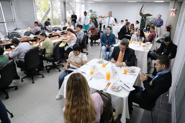 Conversatorio acuerdos comunidad Nutabe
Conversatorio acuerdos comunidad Nutabe.
Fecha: 4 Julio 2019
Para descargar esta fotografía en alta resolución, haga clic sobre la imagen hasta que la misma se despliegue en la pantalla completa; luego dé clic derecho y elija la opción "guardar imagen como". 
En caso de publicación por cualquier medio, solicitamos acompañarla del crédito: "Foto EPM"
Palabras clave: Conversatorio acuerdos comunidad Nutabe