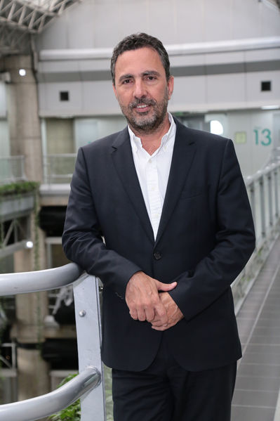Gerente Jorge Londoño Dela Cuesta Julio 2019
Gerente Jorge Londoño De la Cuesta Julio 2019
Fecha: Julio 18 de 2019. 
Para descargar esta fotografía en alta resolución, haga clic sobre la imagen hasta que la misma se despliegue en la pantalla completa; luego dé clic derecho y elija la opción "guardar imagen como". 
En caso de publicación por cualquier medio, solicitamos acompañarla del crédito: "Foto EPM"
Palabras clave: Gerente Jorge Londoño Dela Cuesta Julio 2019