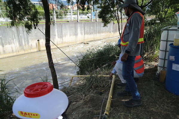 Modernización planta San Fernando
Modernización planta San Fernando. 
Fecha: 9 Julio 2017. 
Para descargar esta fotografía en alta resolución, haga clic sobre la imagen hasta que la misma se despliegue en la pantalla completa; luego dé clic derecho y elija la opción "guardar imagen como". 
En caso de publicación por cualquier medio, solicitamos acompañarla del crédito: "Foto EPM"

Palabras clave: Modernización planta San Fernando