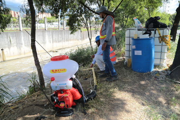 Modernización planta San Fernando
Modernización planta San Fernando. 
Fecha: 9 Julio 2017. 
Para descargar esta fotografía en alta resolución, haga clic sobre la imagen hasta que la misma se despliegue en la pantalla completa; luego dé clic derecho y elija la opción "guardar imagen como". 
En caso de publicación por cualquier medio, solicitamos acompañarla del crédito: "Foto EPM"

Palabras clave: Modernización planta San Fernando