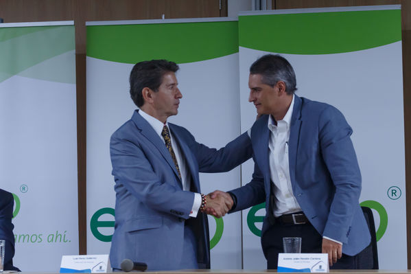 Rueda Prensa EP Rionegro
Rueda de Prensa EP Rionegro.
Fecha: Julio 10 de 2017
Para descargar esta fotografía en alta resolución, haga clic sobre la imagen hasta que la misma se despliegue en la pantalla completa; luego dé clic derecho y elija la opción "guardar imagen como". 
En caso de publicación por cualquier medio, solicitamos acompañarla del crédito: "Foto EPM"
Palabras clave: Rueda Prensa EP Rionegro