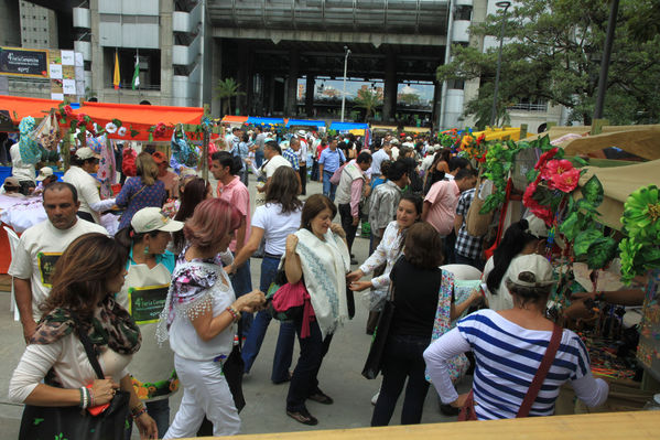 Feria Campesina “Frutos y expresiones de mi tierra”
Palabras clave: Feria Campesina Frutos expresiones tierra