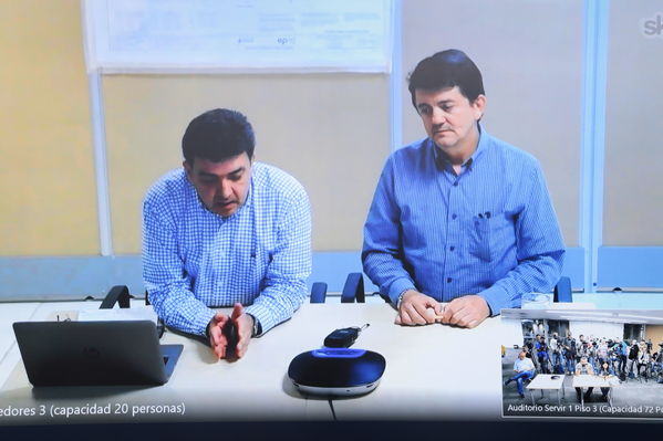 Rueda prensa Modificaciones actas
Rueda prensa Modificaciones actas
Fecha: 7 Junio 2018.
Para descargar esta fotografía en alta resolución, haga clic sobre la imagen hasta que la misma se despliegue en la pantalla completa; luego dé clic derecho y elija la opción "guardar imagen como". 
En caso de publicación por cualquier medio, solicitamos acompañarla del crédito: "Foto EPM"
Palabras clave: Rueda prensa Modificaciones actas