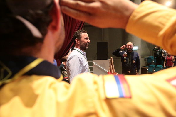 Lanzamiento concurso Especialidad Scout Cuidamundos EPM
Lanzamiento del Concurso Especialidad Scout Cuidamundos EPM
Fecha: Junio 7 de 2019. 
Para descargar esta fotografía en alta resolución, haga clic sobre la imagen hasta que la misma se despliegue en la pantalla completa; luego dé clic derecho y elija la opción "guardar imagen como". 
En caso de publicación por cualquier medio, solicitamos acompañarla del crédito: "Foto EPM"
Palabras clave: Lanzamiento concurso Especialidad Scout Cuidamundos EPM