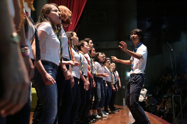 Lanzamiento concurso Especialidad Scout Cuidamundos EPM
Lanzamiento del Concurso Especialidad Scout Cuidamundos EPM
Fecha: Junio 7 de 2019. 
Para descargar esta fotografía en alta resolución, haga clic sobre la imagen hasta que la misma se despliegue en la pantalla completa; luego dé clic derecho y elija la opción "guardar imagen como". 
En caso de publicación por cualquier medio, solicitamos acompañarla del crédito: "Foto EPM"
Palabras clave: Lanzamiento concurso Especialidad Scout Cuidamundos EPM