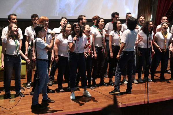 Lanzamiento concurso Especialidad Scout Cuidamundos EPM
Lanzamiento del Concurso Especialidad Scout Cuidamundos EPM
Fecha: Junio 7 de 2019. 
Para descargar esta fotografía en alta resolución, haga clic sobre la imagen hasta que la misma se despliegue en la pantalla completa; luego dé clic derecho y elija la opción "guardar imagen como". 
En caso de publicación por cualquier medio, solicitamos acompañarla del crédito: "Foto EPM"
Palabras clave: Lanzamiento concurso Especialidad Scout Cuidamundos EPM