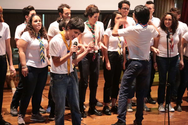 Lanzamiento concurso Especialidad Scout Cuidamundos EPM
Lanzamiento del Concurso Especialidad Scout Cuidamundos EPM
Fecha: Junio 7 de 2019. 
Para descargar esta fotografía en alta resolución, haga clic sobre la imagen hasta que la misma se despliegue en la pantalla completa; luego dé clic derecho y elija la opción "guardar imagen como". 
En caso de publicación por cualquier medio, solicitamos acompañarla del crédito: "Foto EPM"
Palabras clave: Lanzamiento concurso Especialidad Scout Cuidamundos EPM