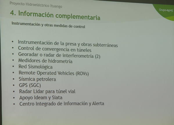 Conversemos  Proyecto hidroeléctrico Hituango  
Conversemos. Proyecto hidroeléctrico Hituango.   
Fecha: Junio 8 2018.
Para descargar esta fotografía en alta resolución, haga clic sobre la imagen hasta que la misma se despliegue en la pantalla completa; luego dé clic derecho y elija la opción "guardar imagen como". 
En caso de publicación por cualquier medio, solicitamos acompañarla del crédito: "Foto EPM"
Palabras clave: Conversemos  Proyecto hidroeléctrico Hituango