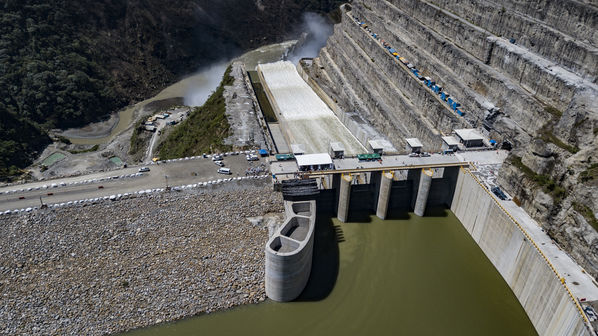 Rueda Prensa Terminación presa proyecto hidroeléctrico Ituango
Rueda de Prensa. Terminación de la presa del proyecto hidroeléctrico Ituango
Fecha: Julio 19 de 2019. 
Para descargar esta fotografía en alta resolución, haga clic sobre la imagen hasta que la misma se despliegue en la pantalla completa; luego dé clic derecho y elija la opción "guardar imagen como". 
En caso de publicación por cualquier medio, solicitamos acompañarla del crédito: "Foto EPM"
Palabras clave: Rueda Prensa Terminación presa proyecto hidroeléctrico Ituango