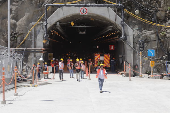 Rueda Prensa Terminación presa proyecto hidroeléctrico Ituango
Rueda de Prensa. Terminación de la presa del proyecto hidroeléctrico Ituango
Fecha: Julio 19 de 2019. 
Para descargar esta fotografía en alta resolución, haga clic sobre la imagen hasta que la misma se despliegue en la pantalla completa; luego dé clic derecho y elija la opción "guardar imagen como". 
En caso de publicación por cualquier medio, solicitamos acompañarla del crédito: "Foto EPM"
Palabras clave: Rueda Prensa Terminación presa proyecto hidroeléctrico Ituango