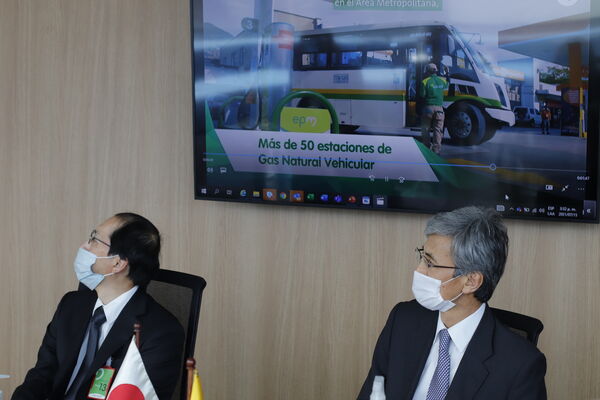 Visita Embajador Japón EPM
Visita Embajador Japón EPM
Fecha: Julio 15 2021
Para descargar esta fotografía en alta resolución, haga clic sobre la imagen hasta que la misma se despliegue en la pantalla completa; luego dé clic derecho y elija la opción "guardar imagen como". 
En caso de publicación por cualquier medio, solicitamos acompañarla del crédito: "Foto EPM"
Palabras clave: Visita Embajador Japón EPM