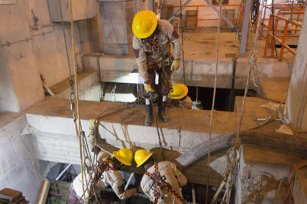 Modernización planta San Fernando
Modernización planta San Fernando
Fecha: Julio 18 de 2017
Para descargar esta fotografía en alta resolución, haga clic sobre la imagen hasta que la misma se despliegue en la pantalla completa; luego dé clic derecho y elija la opción "guardar imagen como". 
En caso de publicación por cualquier medio, solicitamos acompañarla del crédito: "Foto EPM"
Palabras clave: Modernización planta San Fernando