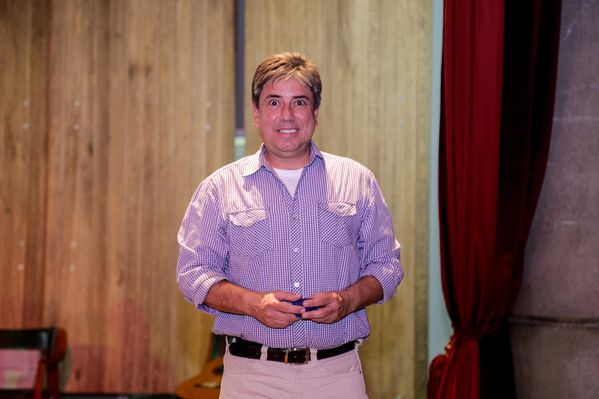 Celebración años de servicio
Celebración años de servicio    
Fecha: Julio 8 de 2015. Lugar: Medellín, EPM - Auditorio Himerio Pérez
Para descargar esta fotografía en alta resolución, haga clic sobre la imagen hasta que la misma se despliegue en la pantalla completa; luego dé clic derecho y elija la opción "guardar imagen como". 
En caso de publicación por cualquier medio, solicitamos acompañarla del crédito: "Foto EPM"

Palabras clave: Celebración años servicio