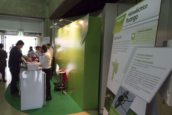 Semana Ambiental 2017
Semana Ambiental 2017
Fecha: Junio 22 de 2017
Para descargar esta fotografía en alta resolución, haga clic sobre la imagen hasta que la misma se despliegue en la pantalla completa; luego dé clic derecho y elija la opción "guardar imagen como". 
En caso de publicación por cualquier medio, solicitamos acompañarla del crédito: "Foto EPM"
Palabras clave: Semana Ambiental 2017