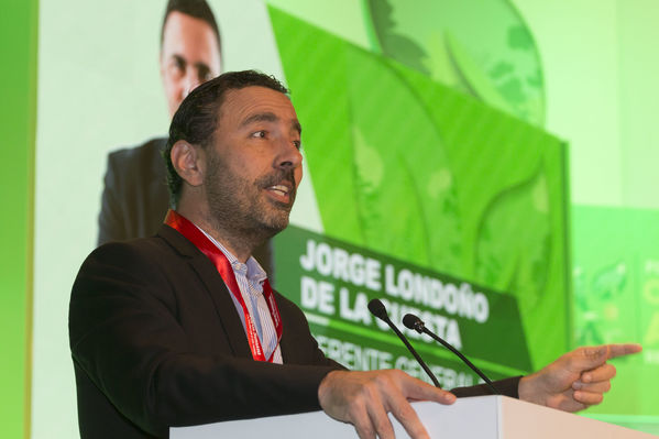 Semana Ambiental 2017
Semana Ambiental 2017
Fecha: Junio 22 de 2017
Para descargar esta fotografía en alta resolución, haga clic sobre la imagen hasta que la misma se despliegue en la pantalla completa; luego dé clic derecho y elija la opción "guardar imagen como". 
En caso de publicación por cualquier medio, solicitamos acompañarla del crédito: "Foto EPM"
Palabras clave: Semana Ambiental 2017