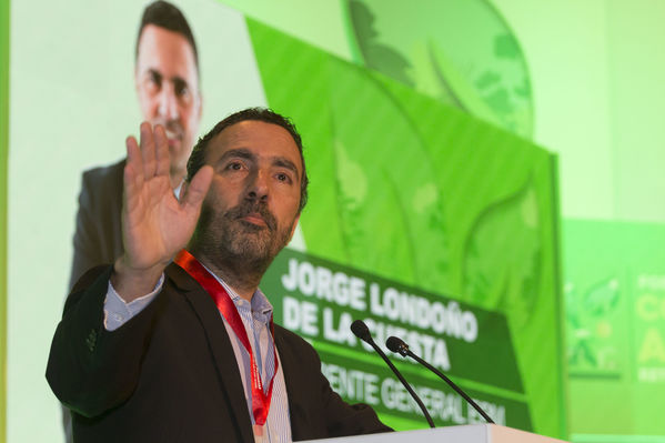 Semana Ambiental 2017
Semana Ambiental 2017
Fecha: Junio 22 de 2017
Para descargar esta fotografía en alta resolución, haga clic sobre la imagen hasta que la misma se despliegue en la pantalla completa; luego dé clic derecho y elija la opción "guardar imagen como". 
En caso de publicación por cualquier medio, solicitamos acompañarla del crédito: "Foto EPM"
Palabras clave: Semana Ambiental 2017