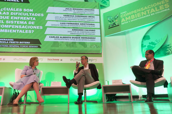 Semana Ambiental 2017
Semana Ambiental 2017
Fecha: Junio 22 de 2017
Para descargar esta fotografía en alta resolución, haga clic sobre la imagen hasta que la misma se despliegue en la pantalla completa; luego dé clic derecho y elija la opción "guardar imagen como". 
En caso de publicación por cualquier medio, solicitamos acompañarla del crédito: "Foto EPM"
Palabras clave: Semana Ambiental 2017