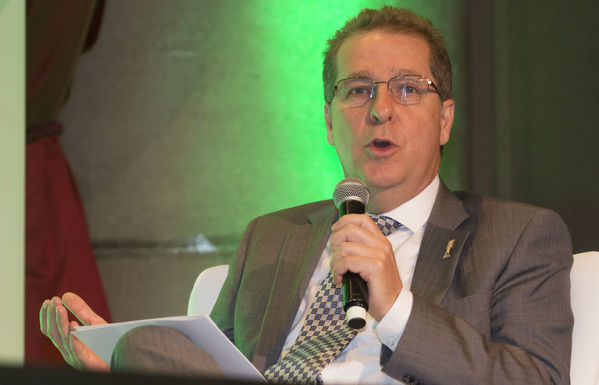 Semana Ambiental 2017
Semana Ambiental 2017
Fecha: Junio 22 de 2017
Para descargar esta fotografía en alta resolución, haga clic sobre la imagen hasta que la misma se despliegue en la pantalla completa; luego dé clic derecho y elija la opción "guardar imagen como". 
En caso de publicación por cualquier medio, solicitamos acompañarla del crédito: "Foto EPM"
Palabras clave: Semana Ambiental 2017
