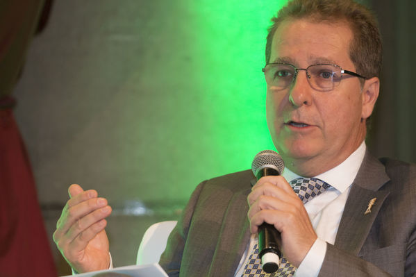 Semana Ambiental 2017
Semana Ambiental 2017
Fecha: Junio 22 de 2017
Para descargar esta fotografía en alta resolución, haga clic sobre la imagen hasta que la misma se despliegue en la pantalla completa; luego dé clic derecho y elija la opción "guardar imagen como". 
En caso de publicación por cualquier medio, solicitamos acompañarla del crédito: "Foto EPM"
Palabras clave: Semana Ambiental 2017