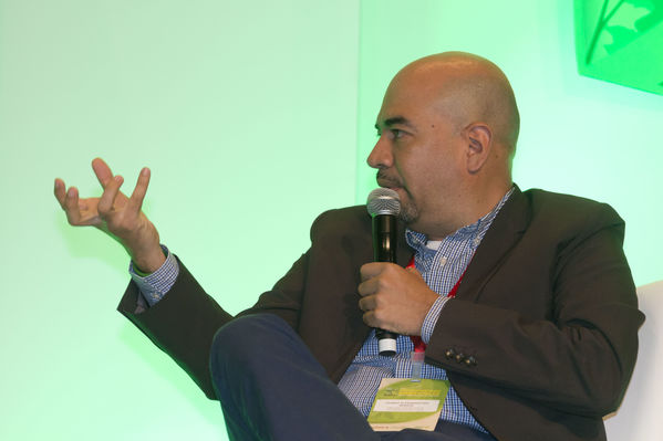 Semana Ambiental 2017
Semana Ambiental 2017
Fecha: Junio 22 de 2017
Para descargar esta fotografía en alta resolución, haga clic sobre la imagen hasta que la misma se despliegue en la pantalla completa; luego dé clic derecho y elija la opción "guardar imagen como". 
En caso de publicación por cualquier medio, solicitamos acompañarla del crédito: "Foto EPM"
Palabras clave: Semana Ambiental 2017