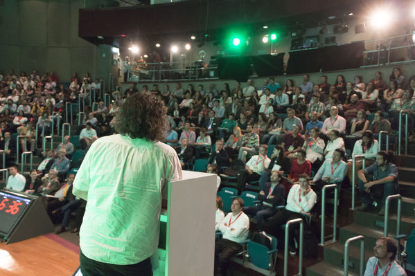 Semana Ambiental 2017
Semana Ambiental 2017
Fecha: Junio 22 de 2017
Para descargar esta fotografía en alta resolución, haga clic sobre la imagen hasta que la misma se despliegue en la pantalla completa; luego dé clic derecho y elija la opción "guardar imagen como". 
En caso de publicación por cualquier medio, solicitamos acompañarla del crédito: "Foto EPM"
Palabras clave: Semana Ambiental 2017