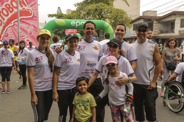 Carrera Corre por Amor
Carrera Corre por Amor
Fecha: Marzo 15 de 2015
Para descargar esta fotografía en alta resolución, haga clic sobre la imagen hasta que la misma se despliegue en la pantalla completa; luego dé clic derecho y elija la opción "guardar imagen como". 
En caso de publicación por cualquier medio, solicitamos acompañarla del crédito: "Foto EPM"
Palabras clave: Carrera Corre Amor