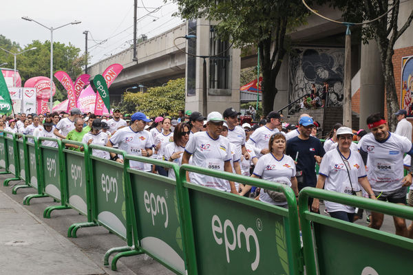 Carrera Corre por Amor
Carrera Corre por Amor
Fecha: Marzo 15 de 2015
Para descargar esta fotografía en alta resolución, haga clic sobre la imagen hasta que la misma se despliegue en la pantalla completa; luego dé clic derecho y elija la opción "guardar imagen como". 
En caso de publicación por cualquier medio, solicitamos acompañarla del crédito: "Foto EPM"
Palabras clave: Carrera Corre Amor