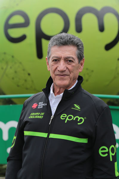 Equipo  Ciclismo EPM 2017
Equipo de Ciclismo EPM 2017
Fecha: Marzo 15 de 2017
Lugar: UVA Ilusión Verde- El Tesoro/ Poblado
Para descargar esta fotografía en alta resolución, haga clic sobre la imagen hasta que la misma se despliegue en la pantalla completa; luego dé clic derecho y elija la opción "guardar imagen como". 
En caso de publicación por cualquier medio, solicitamos acompañarla del crédito: "Foto EPM"
Palabras clave: Equipo  Ciclismo EPM 2017 Raul Mesa