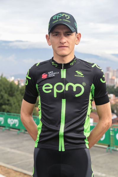 Equipo  Ciclismo EPM 2017
Equipo de Ciclismo EPM 2017
Fecha: Marzo 15 de 2017
Lugar: UVA Ilusión Verde- El Tesoro/ Poblado
Para descargar esta fotografía en alta resolución, haga clic sobre la imagen hasta que la misma se despliegue en la pantalla completa; luego dé clic derecho y elija la opción "guardar imagen como". 
En caso de publicación por cualquier medio, solicitamos acompañarla del crédito: "Foto EPM"
Palabras clave: Equipo  Ciclismo EPM 2017 Fredy Montaño