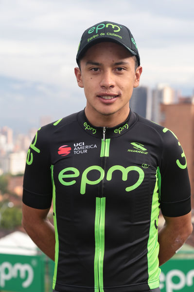 Equipo  Ciclismo EPM 2017
Equipo de Ciclismo EPM 2017
Fecha: Marzo 15 de 2017
Lugar: UVA Ilusión Verde- El Tesoro/ Poblado
Para descargar esta fotografía en alta resolución, haga clic sobre la imagen hasta que la misma se despliegue en la pantalla completa; luego dé clic derecho y elija la opción "guardar imagen como". 
En caso de publicación por cualquier medio, solicitamos acompañarla del crédito: "Foto EPM"
Palabras clave: Equipo  Ciclismo EPM 2017 Diego Ochoa