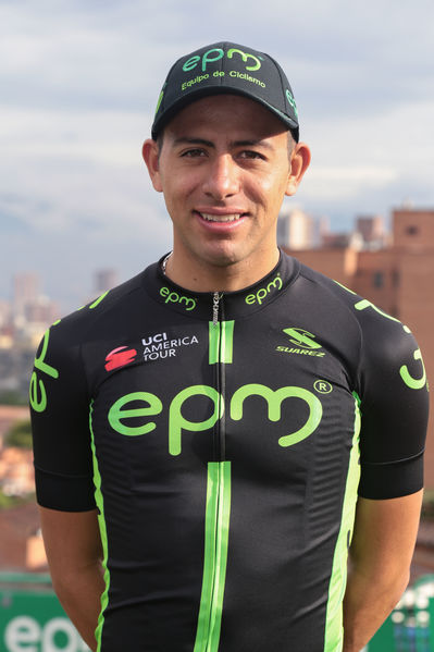 Equipo  Ciclismo EPM 2017
Equipo de Ciclismo EPM 2017
Fecha: Marzo 15 de 2017
Lugar: UVA Ilusión Verde- El Tesoro/ Poblado
Para descargar esta fotografía en alta resolución, haga clic sobre la imagen hasta que la misma se despliegue en la pantalla completa; luego dé clic derecho y elija la opción "guardar imagen como". 
En caso de publicación por cualquier medio, solicitamos acompañarla del crédito: "Foto EPM"
Palabras clave: Equipo  Ciclismo EPM 2017 Jordan Parra