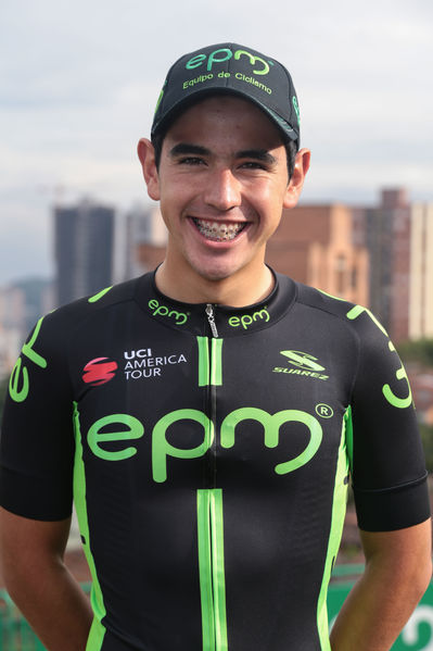 Equipo  Ciclismo EPM 2017
Equipo de Ciclismo EPM 2017
Fecha: Marzo 15 de 2017
Lugar: UVA Ilusión Verde- El Tesoro/ Poblado
Para descargar esta fotografía en alta resolución, haga clic sobre la imagen hasta que la misma se despliegue en la pantalla completa; luego dé clic derecho y elija la opción "guardar imagen como". 
En caso de publicación por cualquier medio, solicitamos acompañarla del crédito: "Foto EPM"
Palabras clave: Equipo  Ciclismo EPM 2017   Brayan Chavez